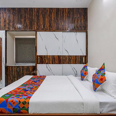 Fabhotel Perams Grand Inn - Hitech City Hyderabad Bagian luar foto